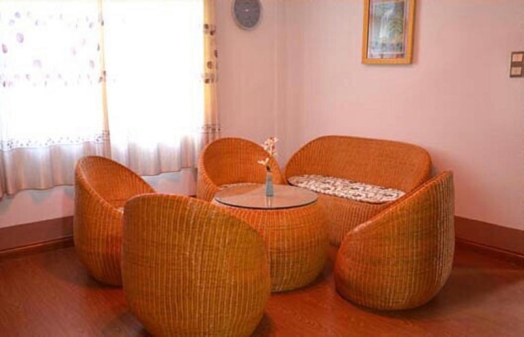 Myat Nan Taw Hotel لويكاو المظهر الخارجي الصورة