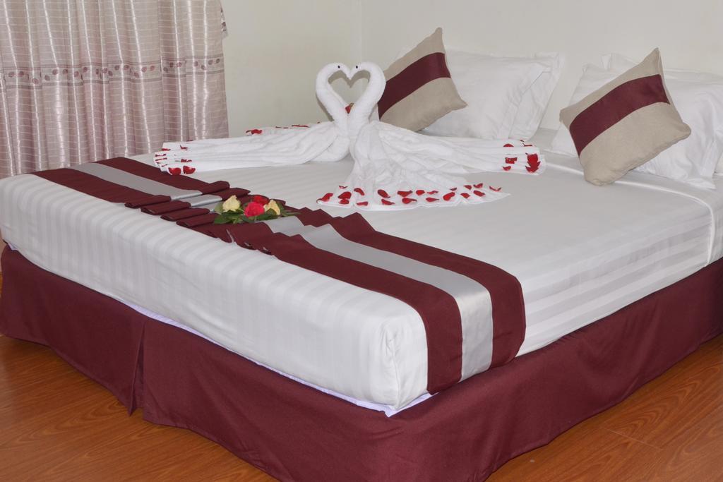 Myat Nan Taw Hotel لويكاو المظهر الخارجي الصورة