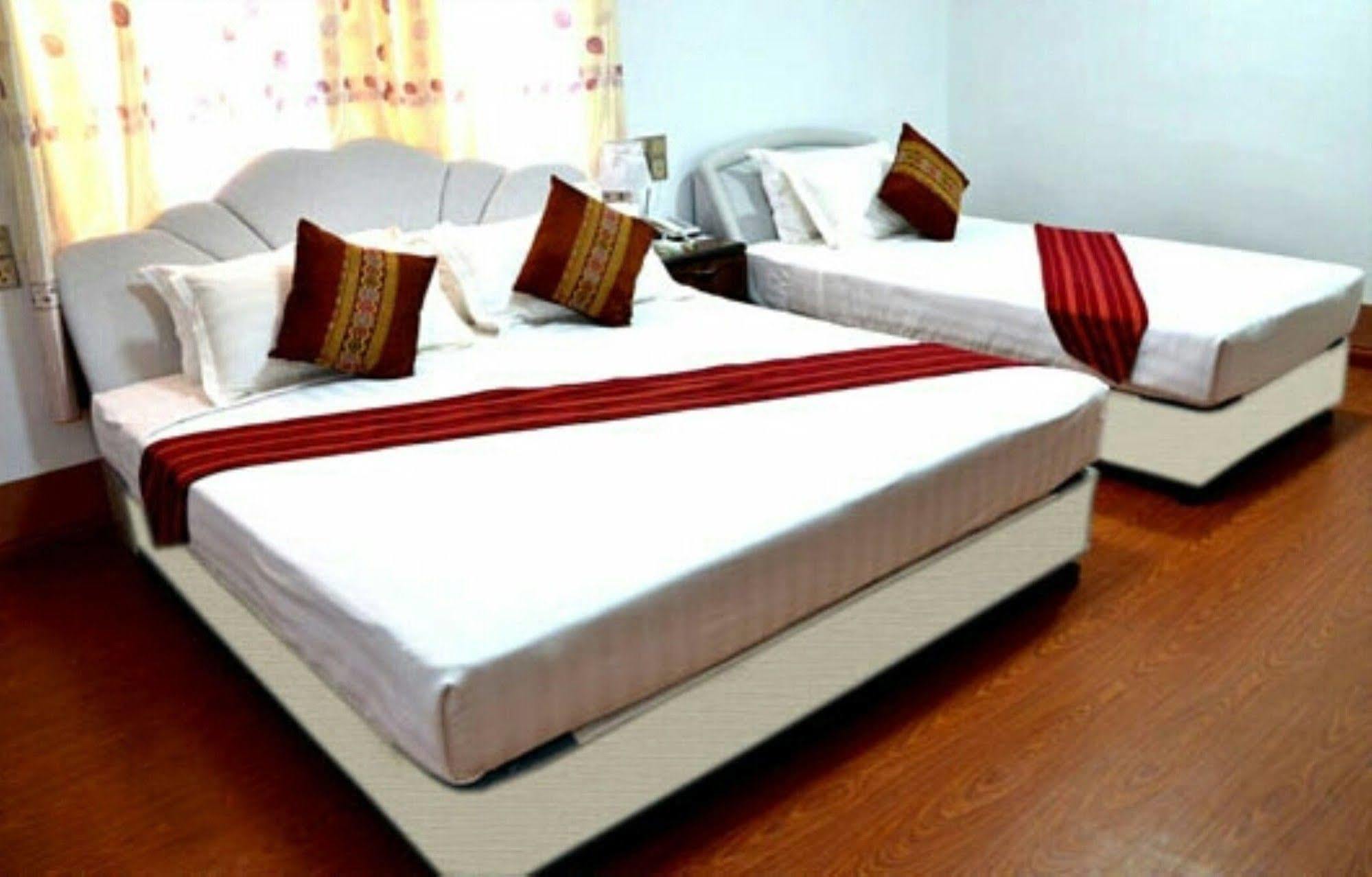 Myat Nan Taw Hotel لويكاو المظهر الخارجي الصورة