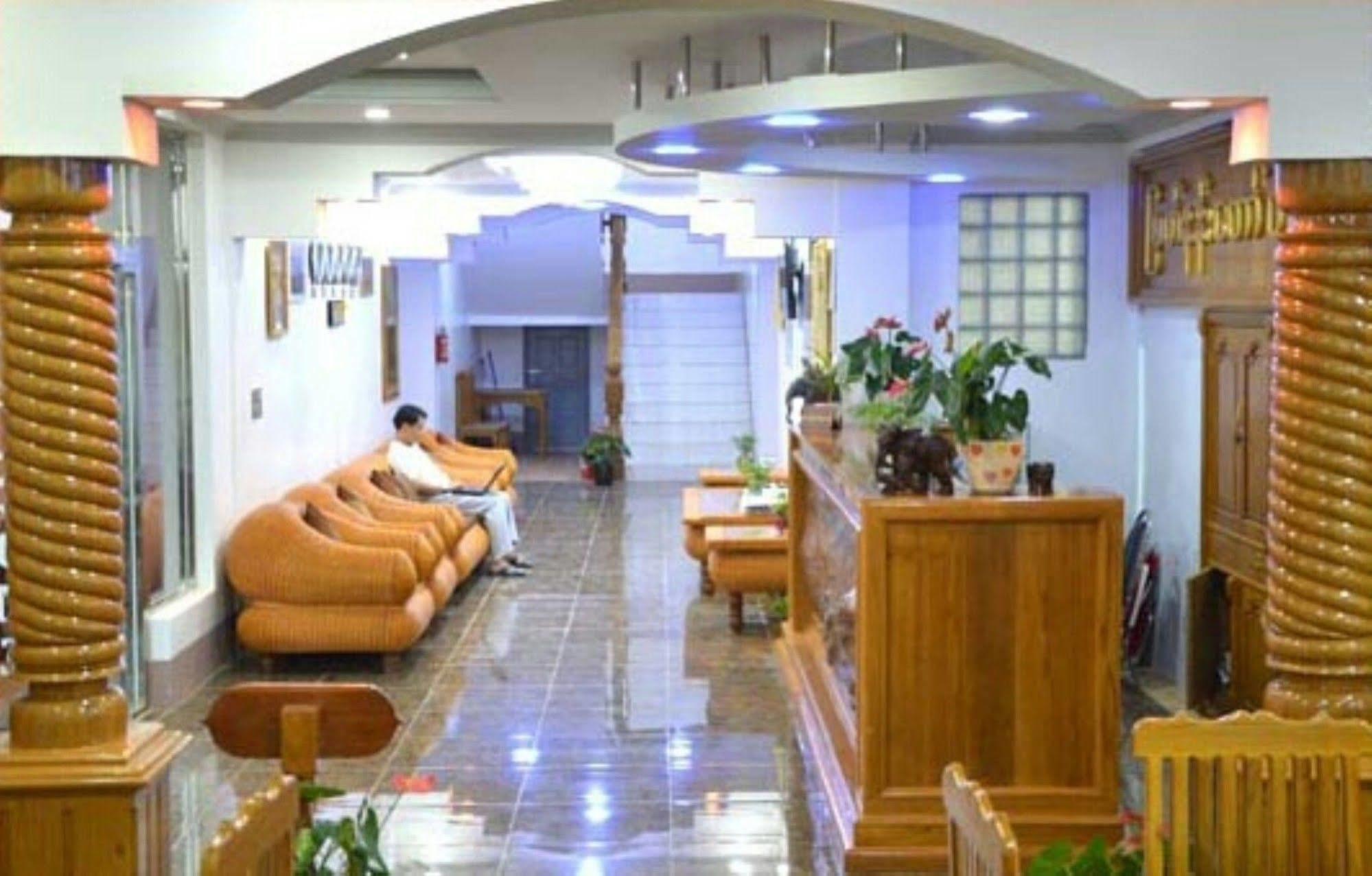 Myat Nan Taw Hotel لويكاو المظهر الخارجي الصورة
