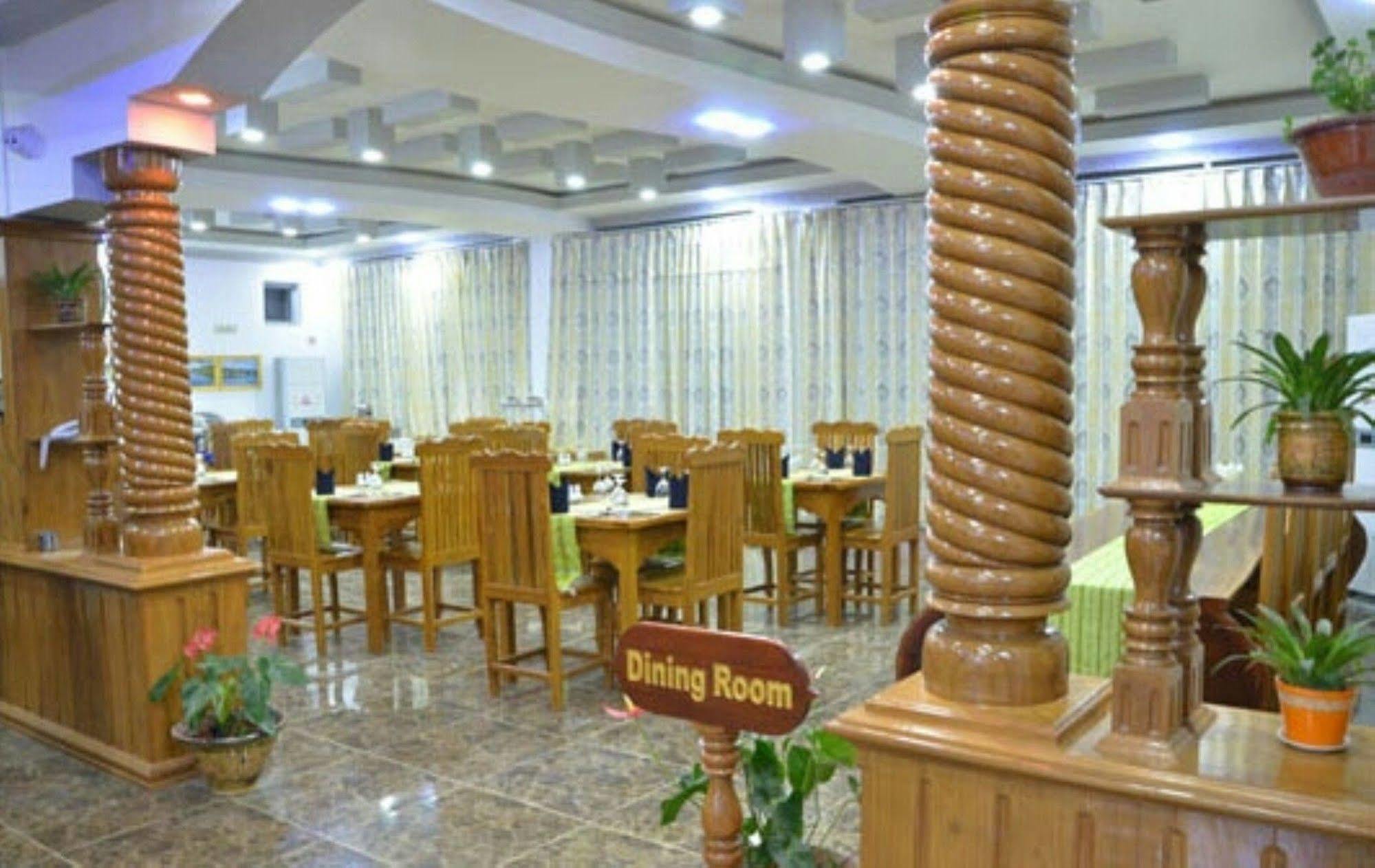 Myat Nan Taw Hotel لويكاو المظهر الخارجي الصورة